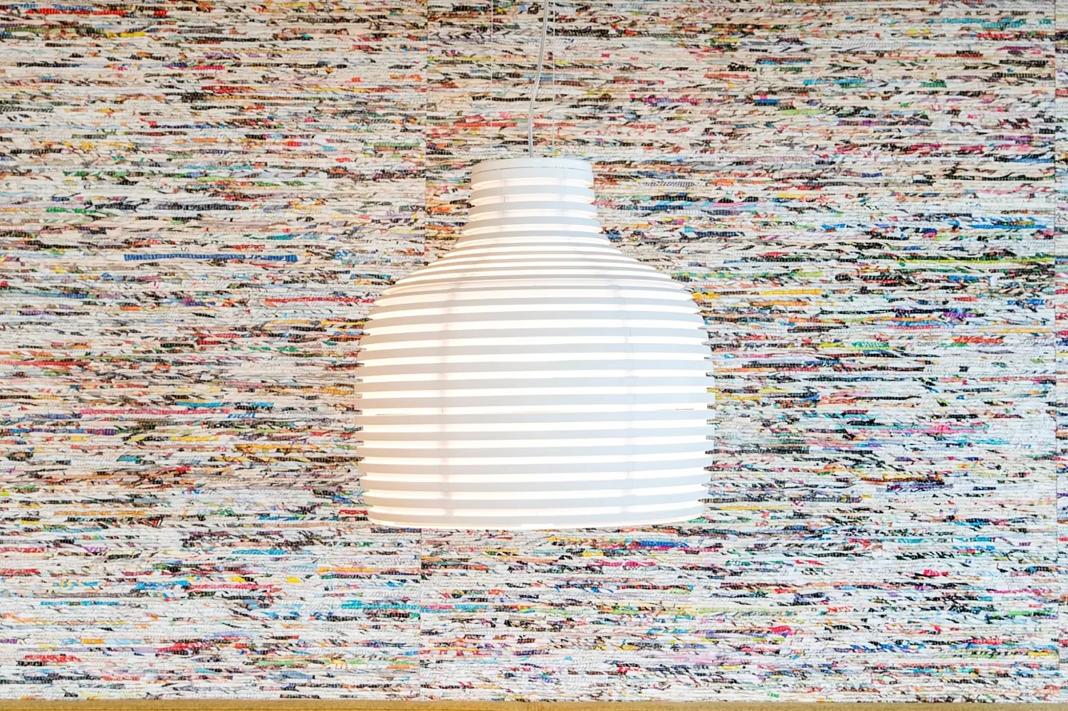 Circular economy wall made from recycled materials